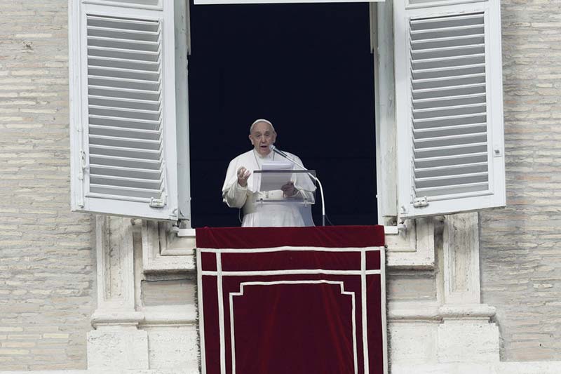 Pope urges healthy use of technology to prevent human trafficking